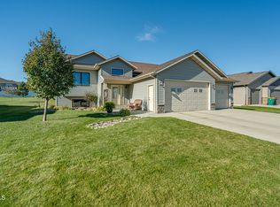 4820 Pumice Loop, Bismarck, ND 58503