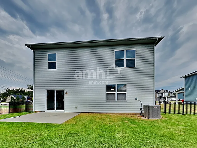 5208 Valor Dr — Photo 17