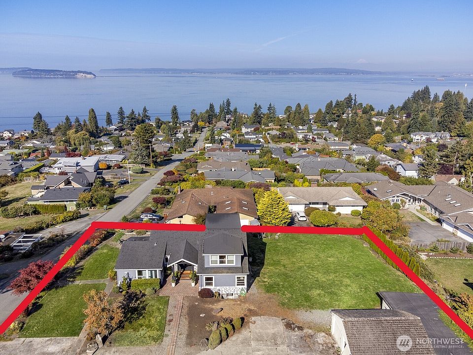 1st image of 5037 33rd Avenue W