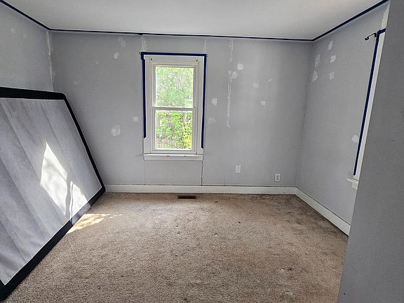 5th image of 146 State Cir