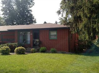 1201 E Pam Rd, Sioux Falls, SD 57105