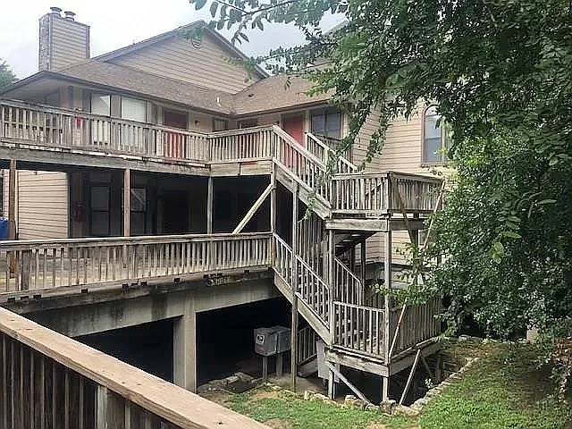402 Fredericksburg St #1 — Photo 10