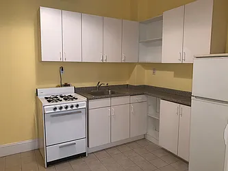 Rented by Chartwell Manhattan Realty