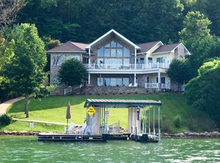 513 Crown Pointe Rd, La Follette, TN 37766