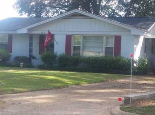 100 E Salem Dr, Montgomery, AL 36109
