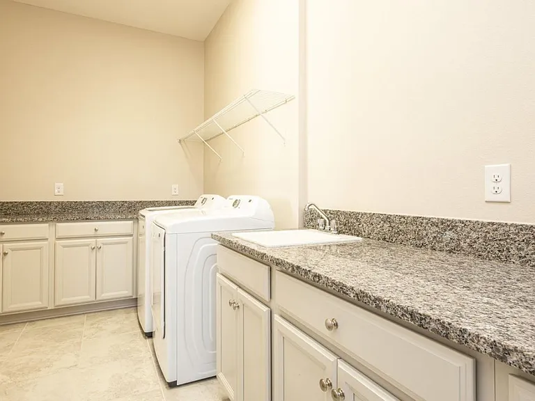 2278 Datura Loop — Photo 15