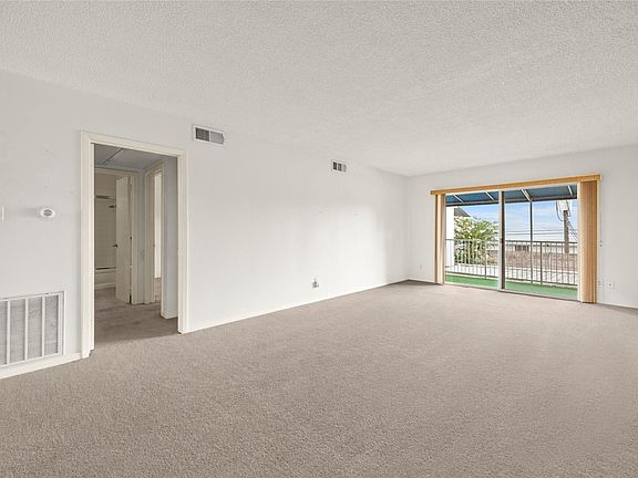 2nd image of 2700 Bellefontaine St APT B30