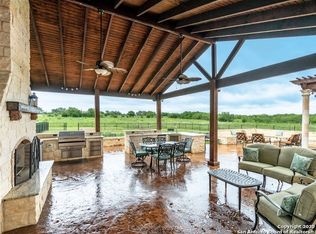 1411 Paladin Trl, Spring Branch, TX 78070