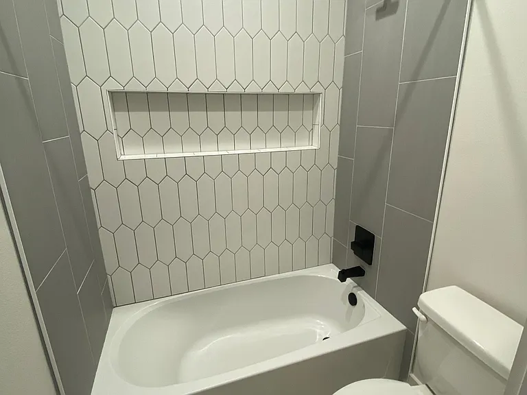 4424 Hank Ave #2 — Photo 5
