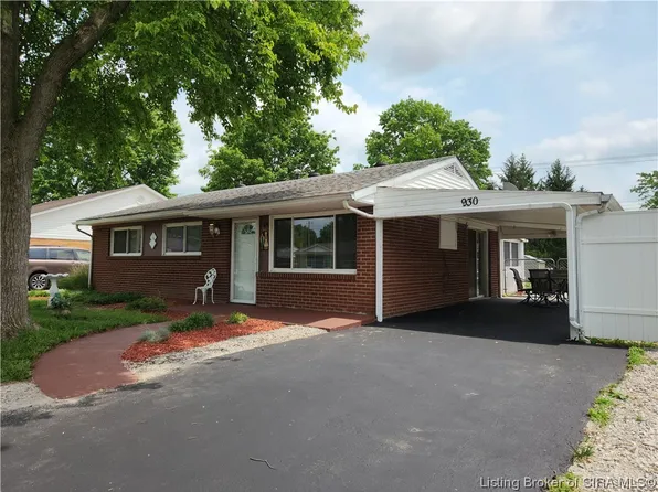 930 Spicewood Drive, Clarksville, IN 47129