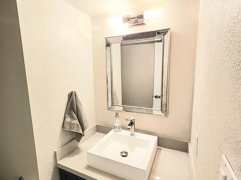 872 Cabot Ln — Photo 23
