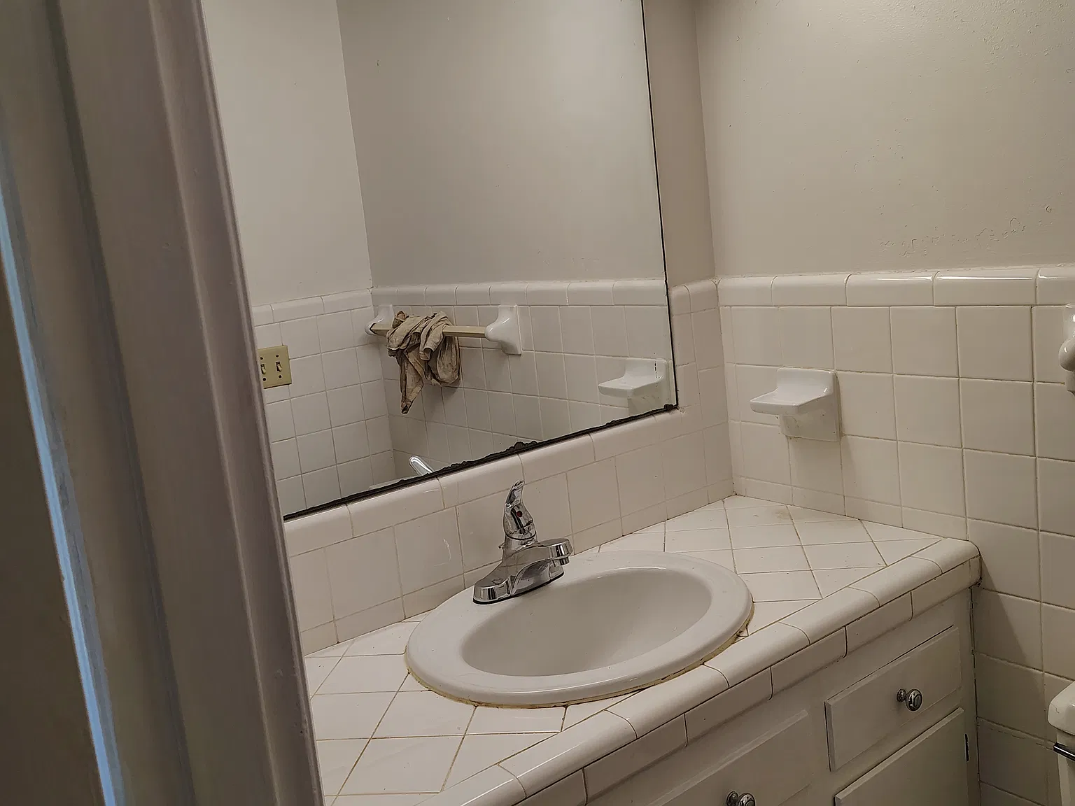 4 bed, 1727 sqft, $1,900 — Photo 4