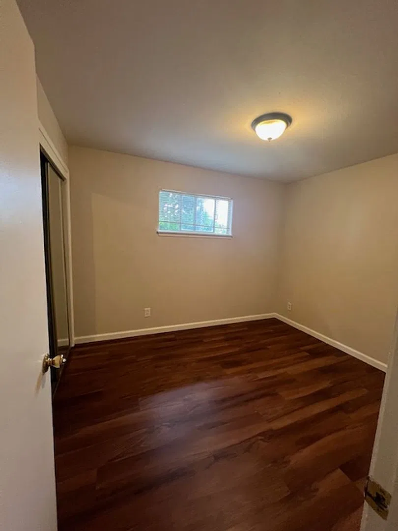50% off the first month's rent — Photo 4
