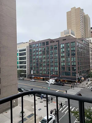 Rented by A Space Realty NY LLC | media 9
