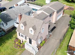 428 Welchs Point Rd, Milford, CT 06460