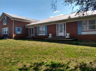 1340 Oregon Trl, Greeneville, TN 37743