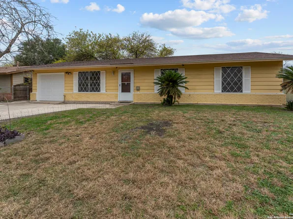 8627 Cape Valley St, San Antonio, TX 78227