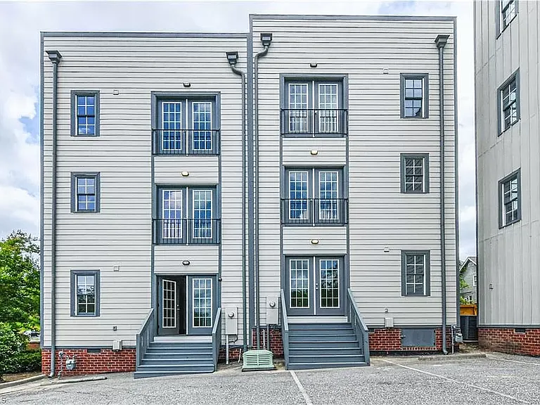445 McAdoo Ave #445 — Photo 15
