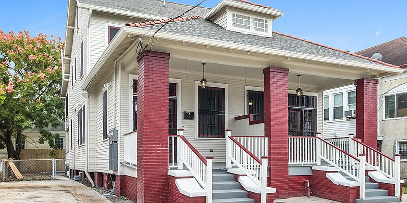 1st image of 4308 S Derbigny St