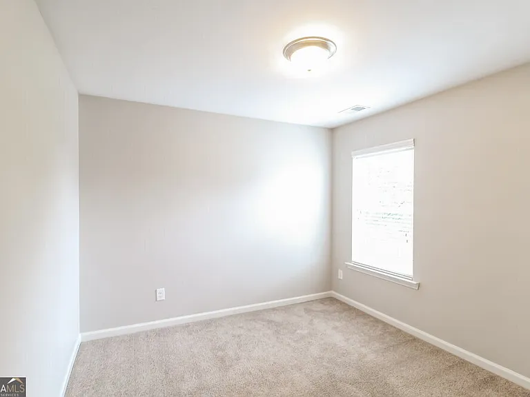 414 Darbys Run Ct — Photo 13