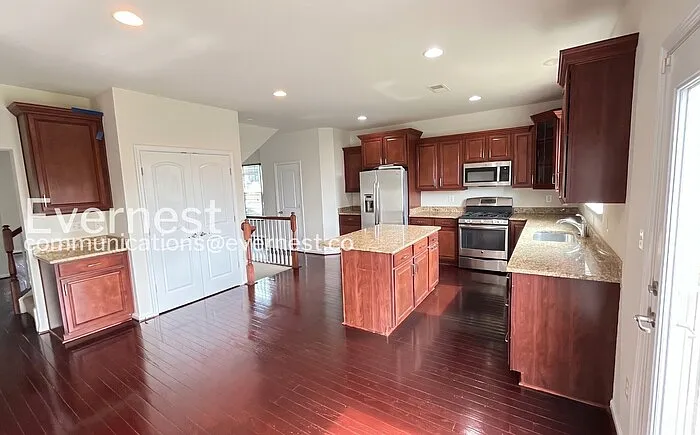 11774 Dawkins Ridge Ln — Photo 8