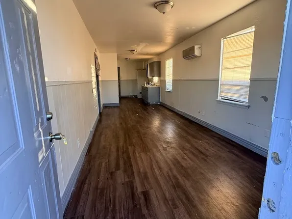 3106 Christie St, Houston, TX 77026