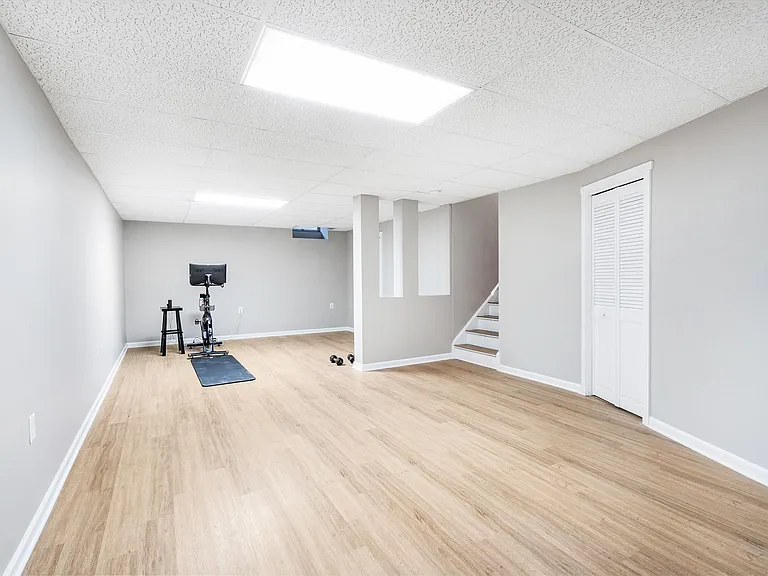 2802 Johnson Cir — Photo 23