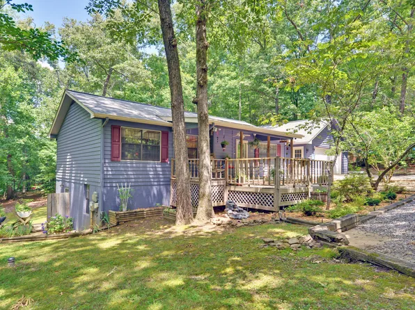 112 Blueberry Ln, Blairsville, GA 30512