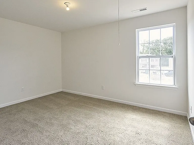 129 Zulabelle Ct — Photo 8