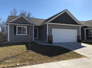 2937 SW Country Ln, Ankeny, IA 50023