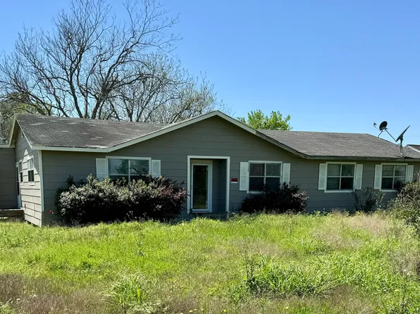 421 S 4th st, Van Vleck, TX 77482