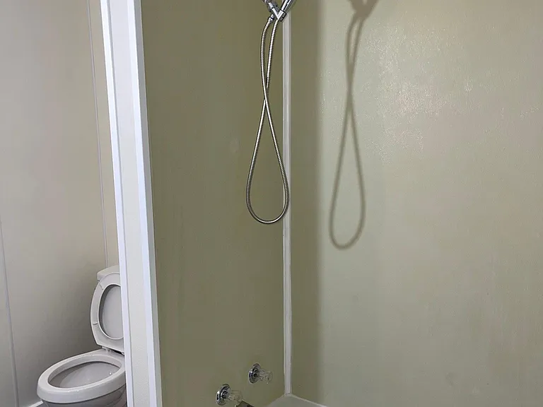 1313 Parkview Dr — Photo 14