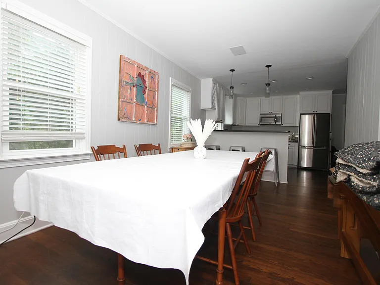 517 C Ave — Photo 5