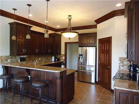 2nd image of 8130 Carmelita Ct