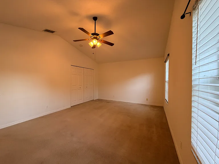4212 Bismarck Palm Dr — Photo 14