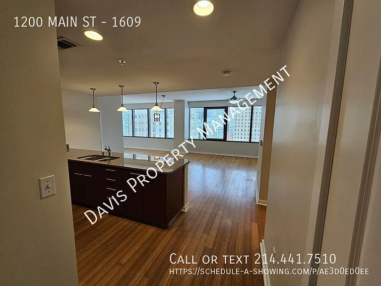 1200 Main St #1609 — Photo 23