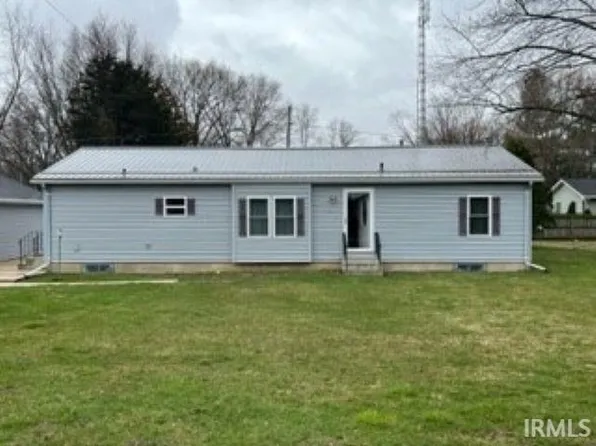 20 N Pleasant View Dr, North Manchester, IN 46962