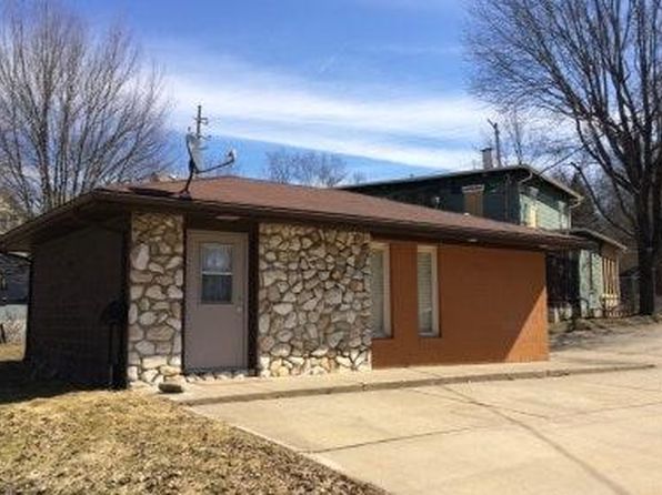 811 Marvin St