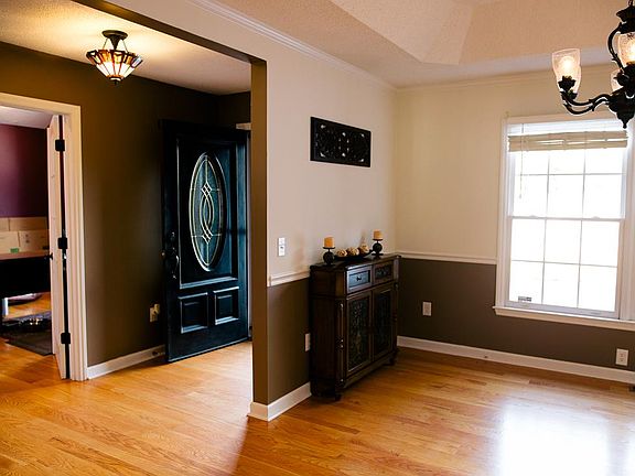 5th image of 287 Clearwater Dr