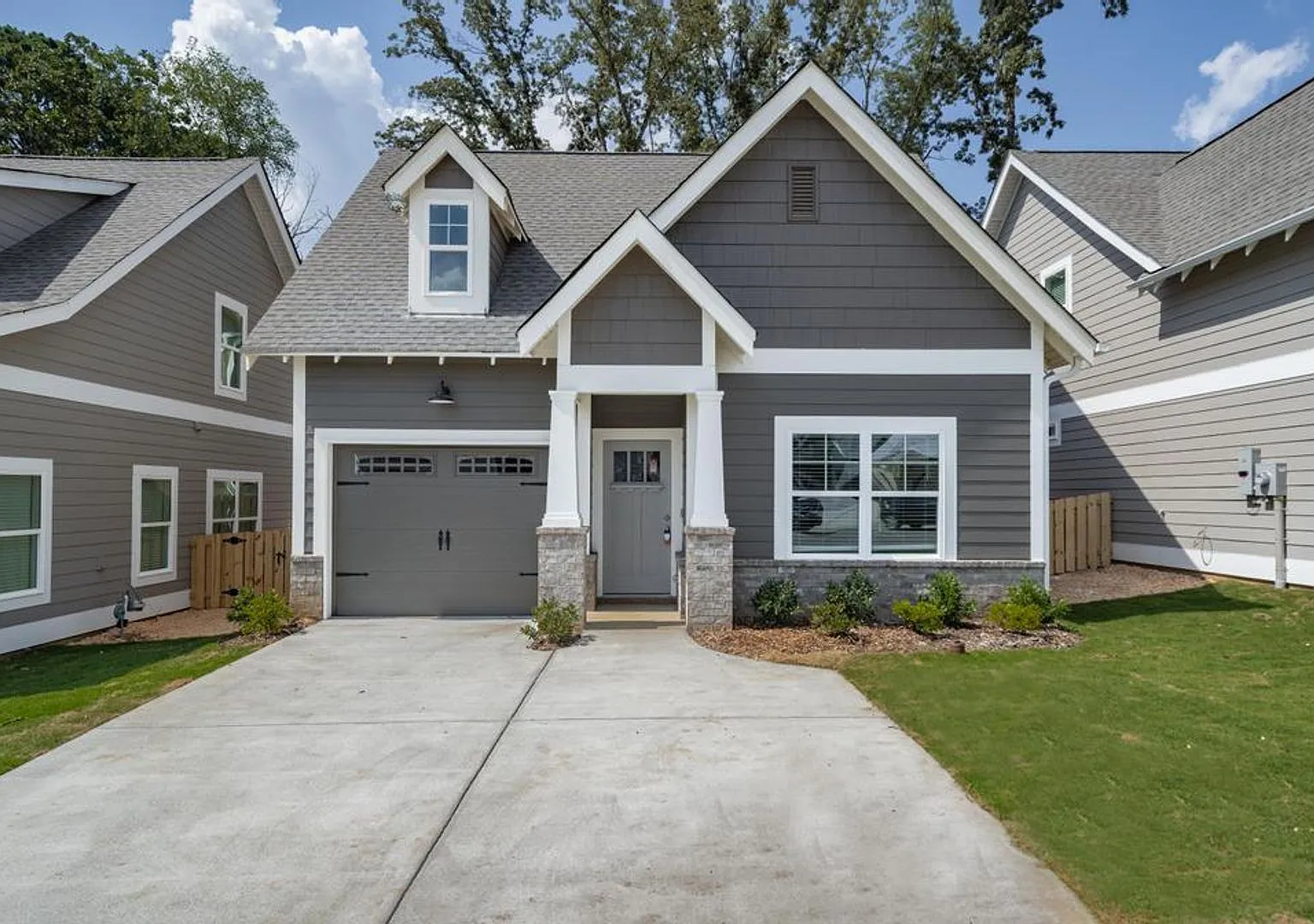 3 Bedroom Home with Bonus Office! — Photo 1
