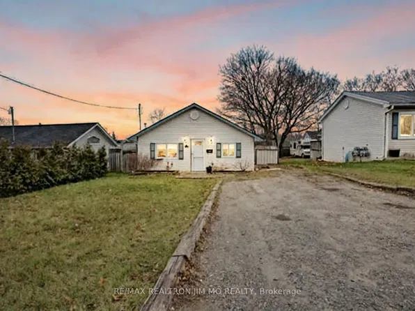 277 Pasadena Dr, Georgina, ON L4P 2Z1
