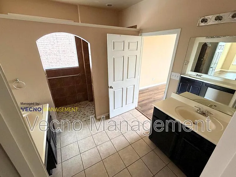 9730 Wind Dancer #9730WINDD — Photo 9