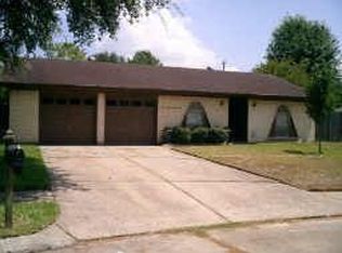 4335 Yosemite Dr, Pasadena, TX 77504