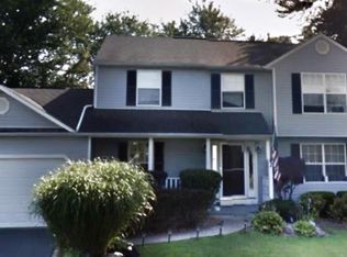 7002 Lehman St, Clay, NY 13041