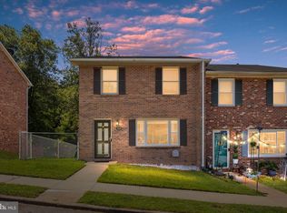 233 Overlook Ct, Fredericksburg, VA 22405