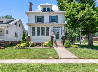 1701 S Douglas Ave, Springfield, IL 62704