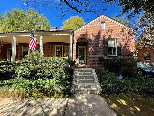 1818 Arlington St Photo 1