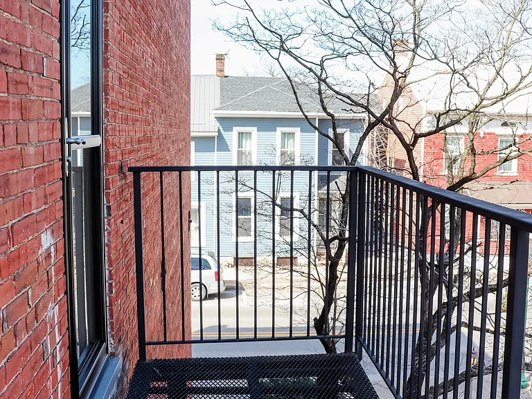 315 Chestnut St — Photo 31
