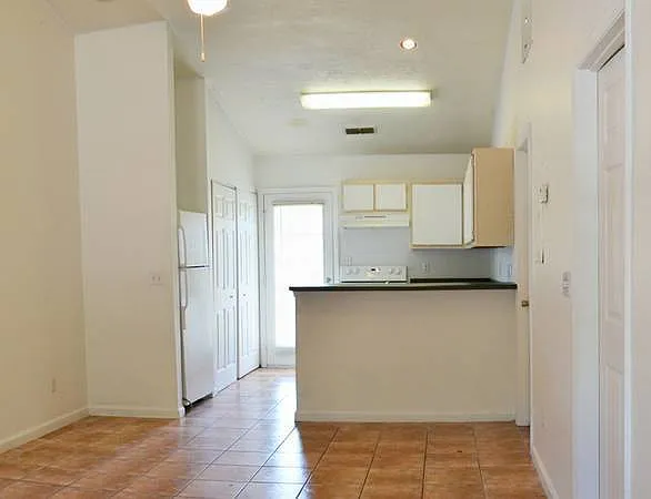 The Cottages at Glenda — Photo 2