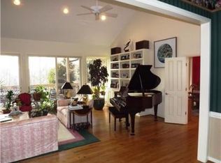 125 E Ridge Rd, Charleston, WV 25314